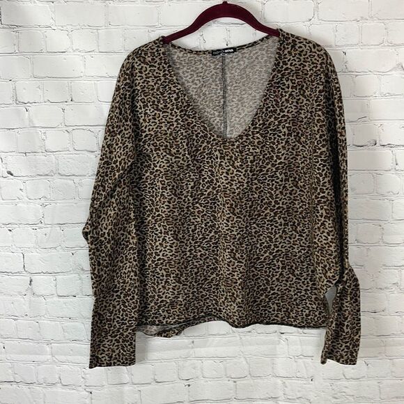 Fashion Nova Animal Print Crop Top Size 2X - Picture 1 of 5